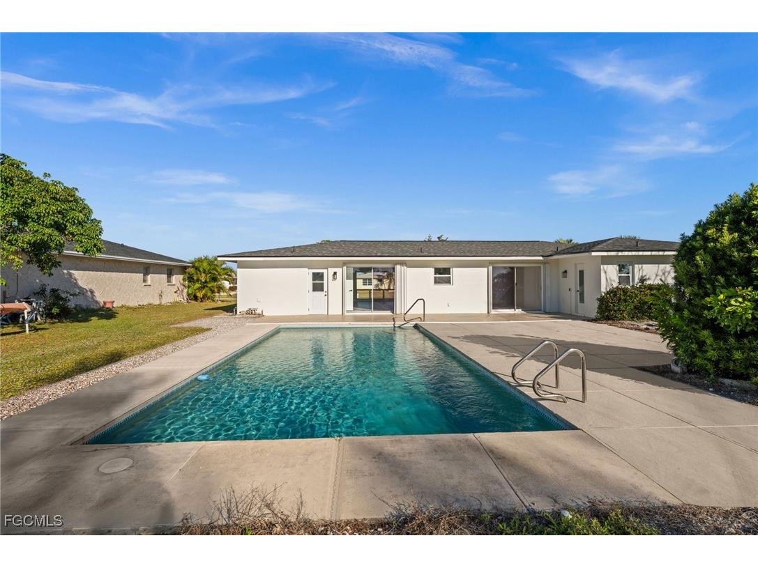 33 Golfview Place Rotonda West FL 33947 2025020656 image20