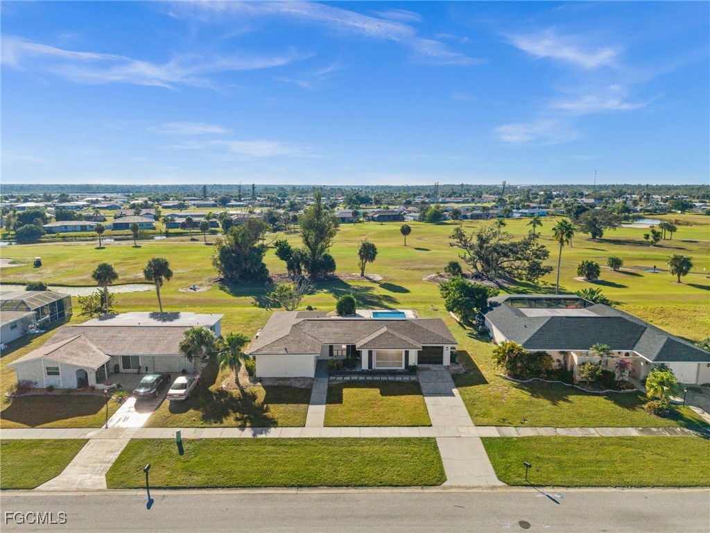 33 Golfview Place Rotonda West FL 33947 2025020656 image23