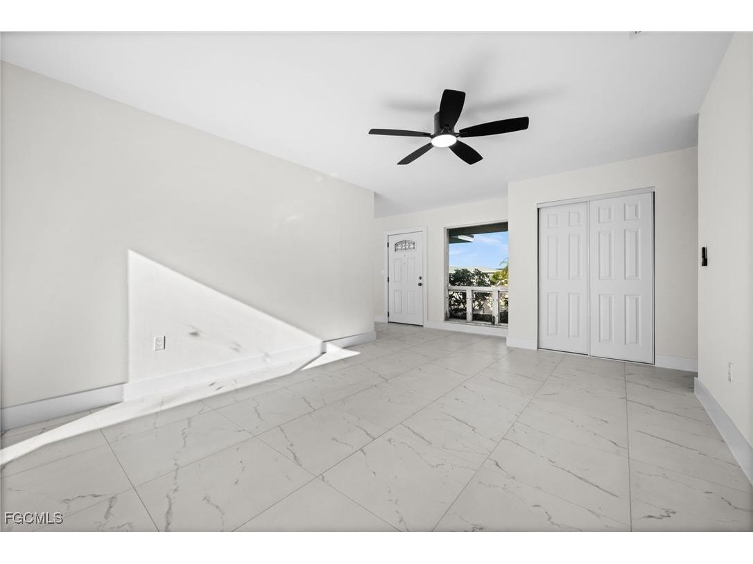 33 Golfview Place Rotonda West FL 33947 2025020656 image42