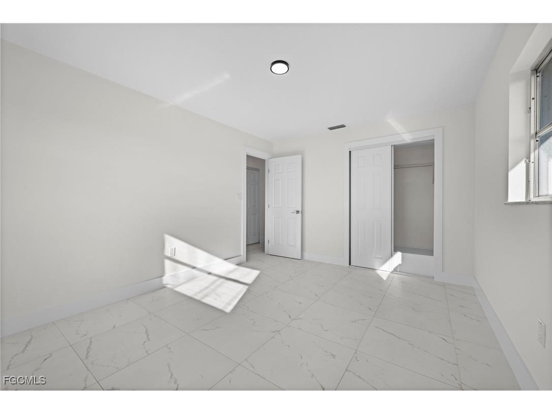 33 Golfview Place Rotonda West FL 33947 2025020656 image43