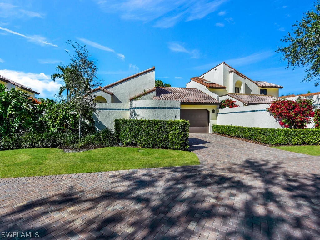 33 Las Brisas Way #34 Naples FL 34108 223007025 image1
