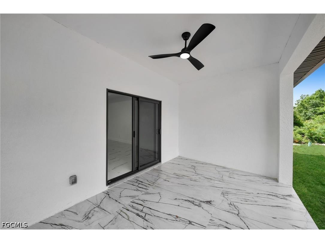 330 / 332 Bell Boulevard S Lehigh Acres FL 33974 2026022499 image23
