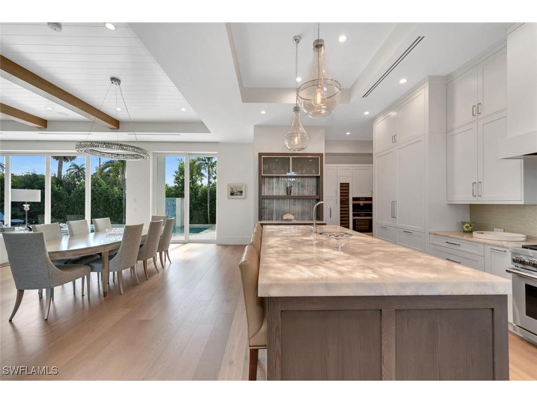 330 Broad Avenue N Naples FL 34102 226004065 image10