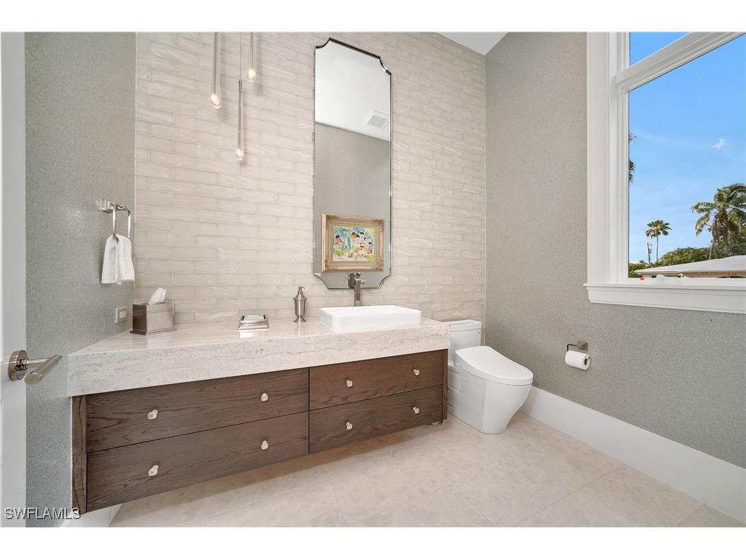 330 Broad Avenue N Naples FL 34102 226004065 image16