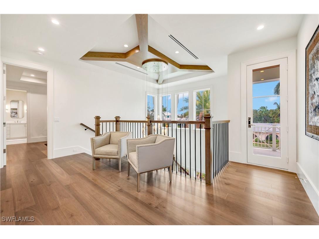 330 Broad Avenue N Naples FL 34102 226004065 image27