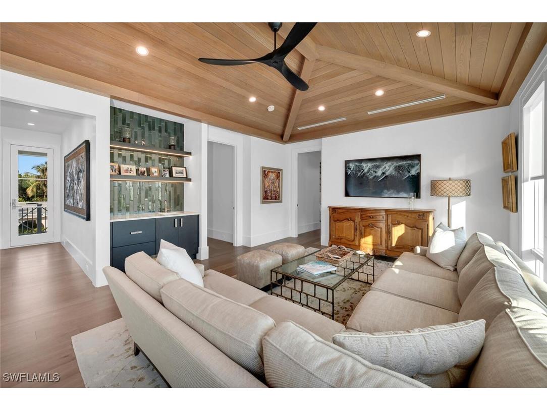 330 Broad Avenue N Naples FL 34102 226004065 image29