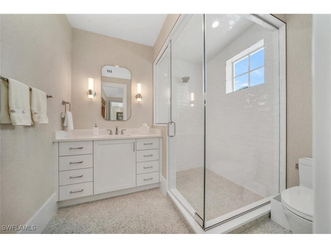 330 Broad Avenue N Naples FL 34102 226004065 image40