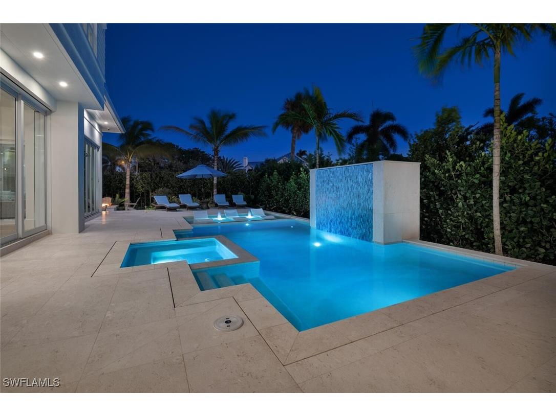 330 Broad Avenue N Naples FL 34102 226004065 image42