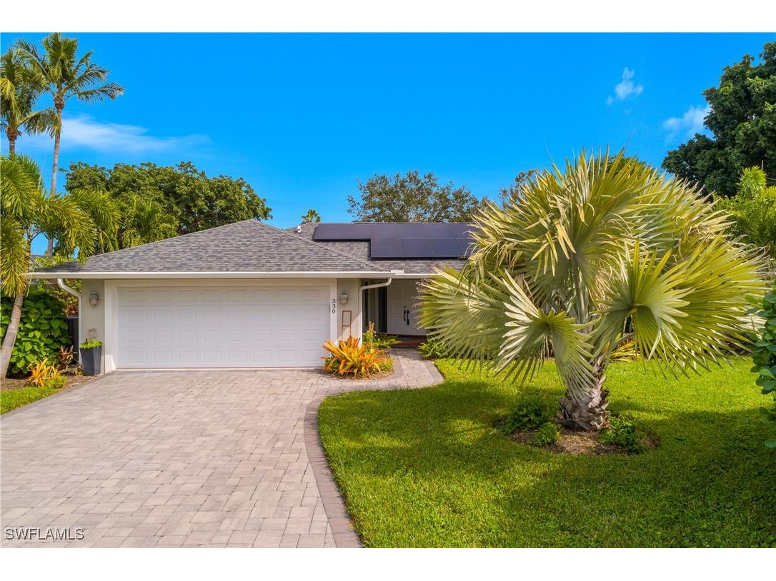 330 Country Club Drive Naples FL 34110 225078197 image1