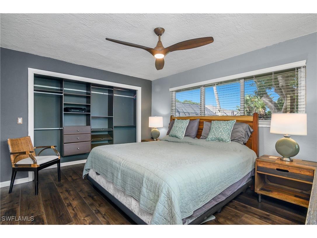 330 Country Club Drive Naples FL 34110 225078197 image22