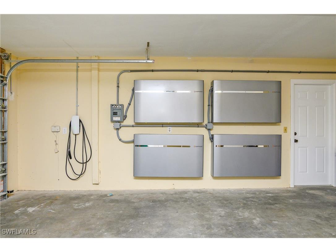 330 Country Club Drive Naples FL 34110 225078197 image35