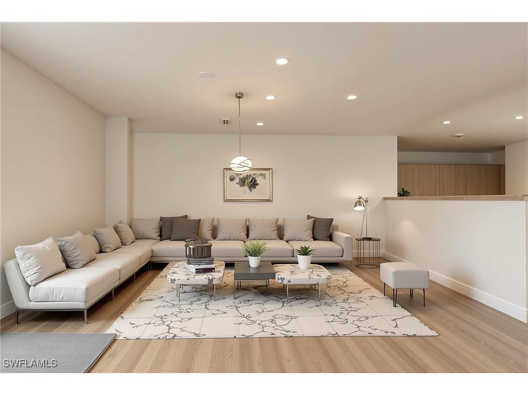 330 Country Club Drive Naples FL 34110 225078197 image5