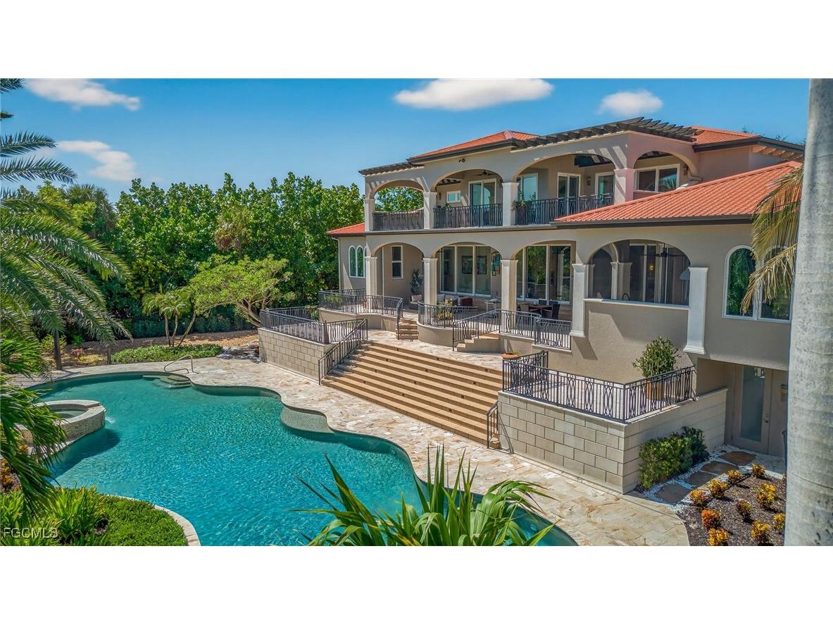 330 Cowry Court Sanibel FL 33957 2025006433 image1