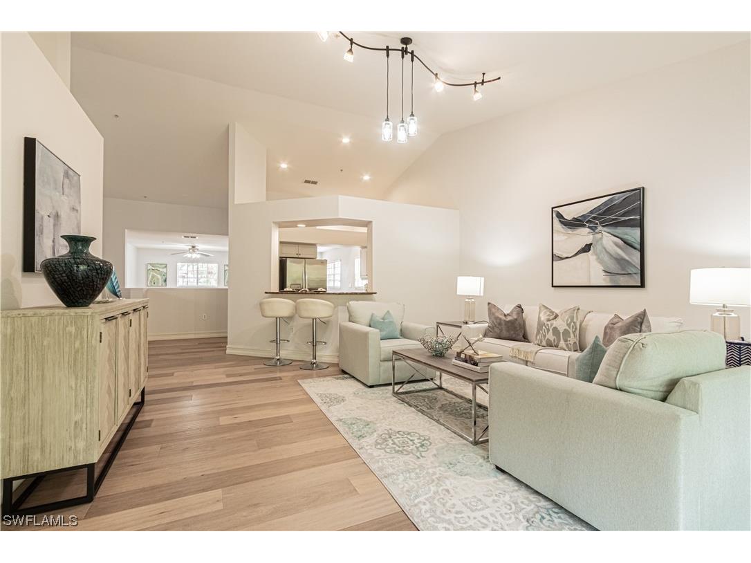 330 Dover Place #202 Naples FL 34104 223007104 image1