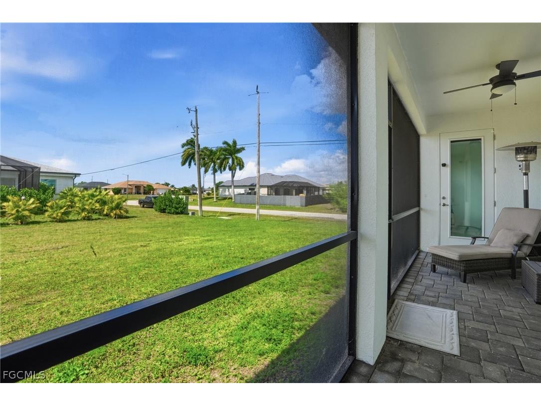 330 El Dorado Boulevard N Cape Coral FL 33993 2026010784 image32