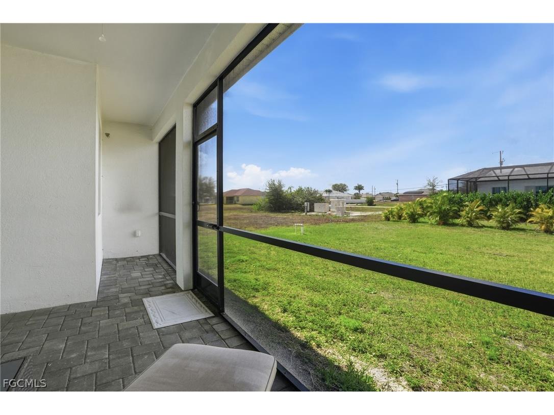 330 El Dorado Boulevard N Cape Coral FL 33993 2026010784 image33