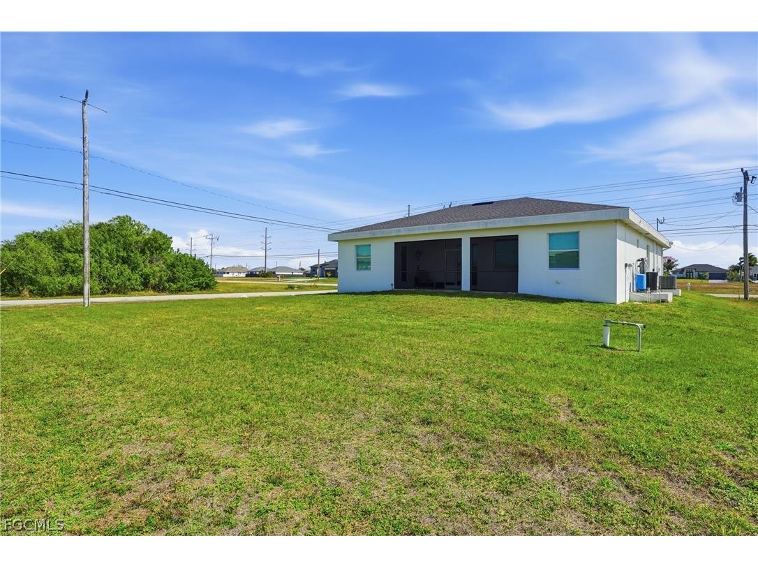 330 El Dorado Boulevard N Cape Coral FL 33993 2026010784 image37