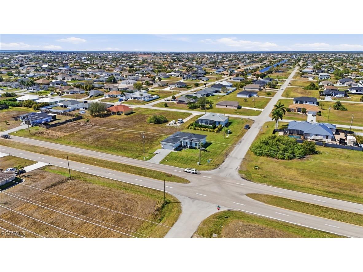 330 El Dorado Boulevard N Cape Coral FL 33993 2026010784 image40
