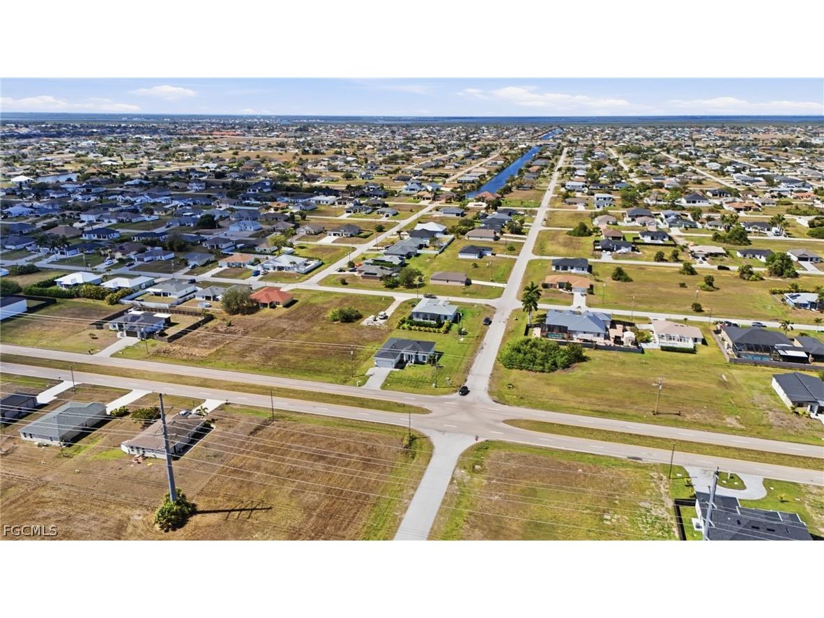 330 El Dorado Boulevard N Cape Coral FL 33993 2026010784 image41