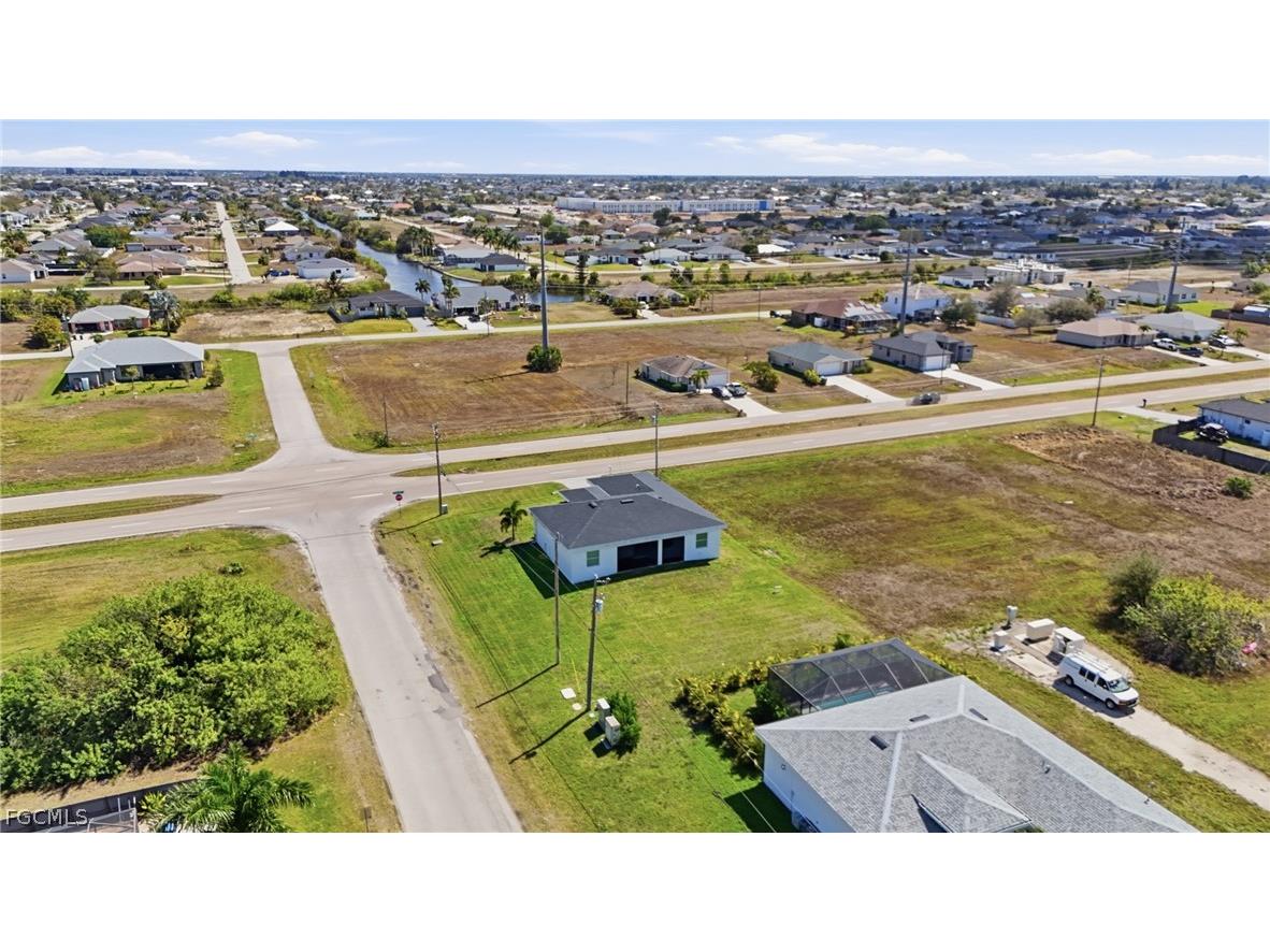 330 El Dorado Boulevard N Cape Coral FL 33993 2026010784 image49