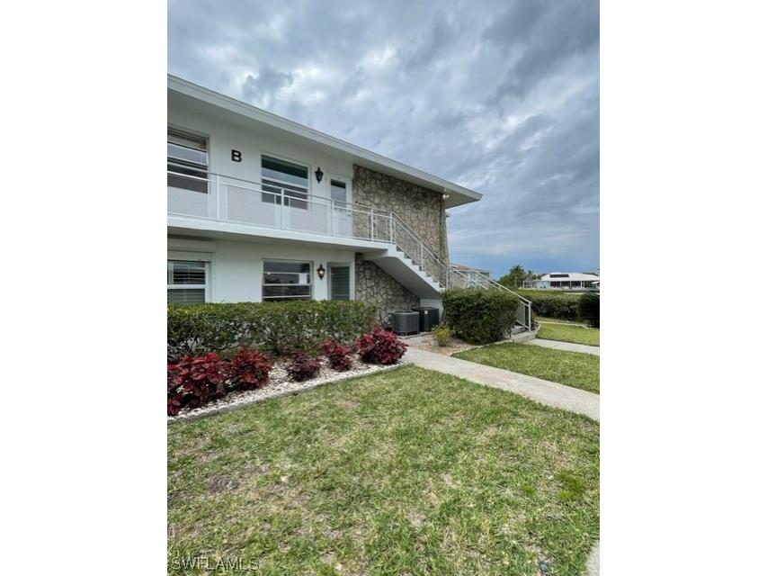330 Kon Tiki Drive #B1 Naples FL 34113 223022230 image1