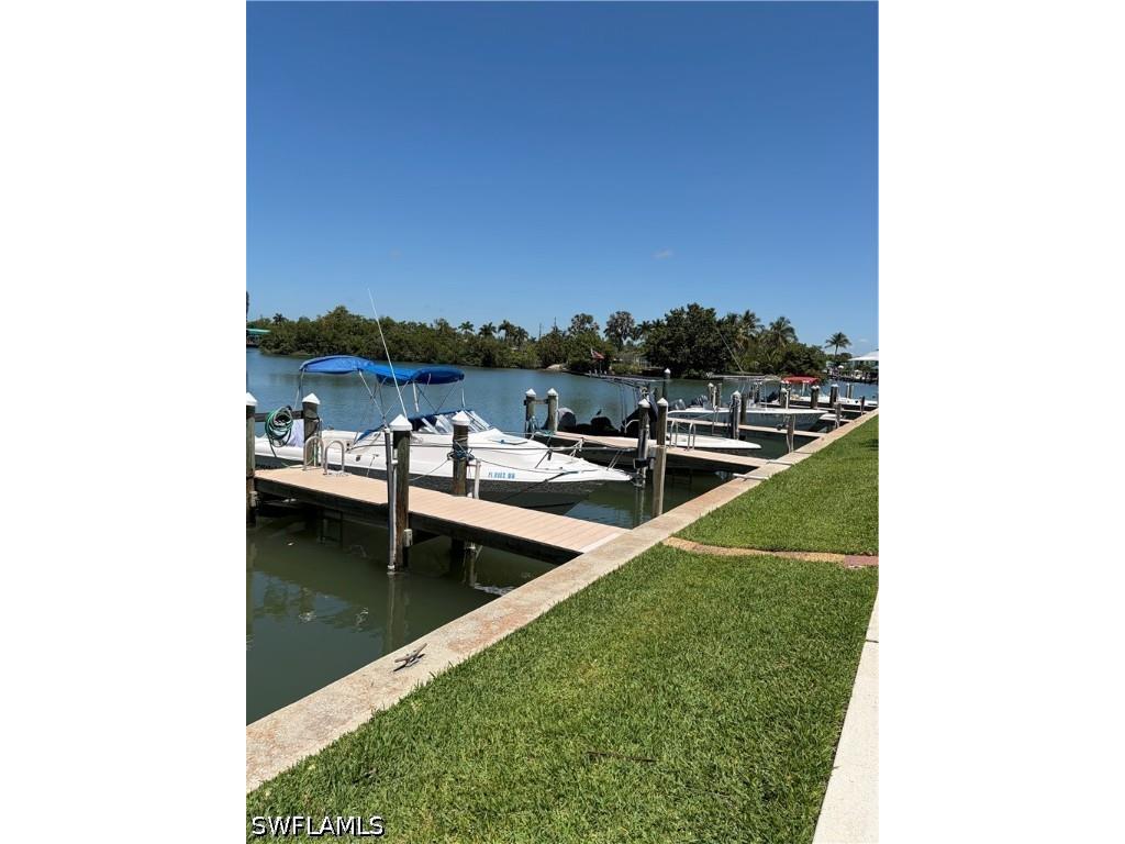 330 Kon Tiki Drive #D2 Naples FL 34113 226018676 image1