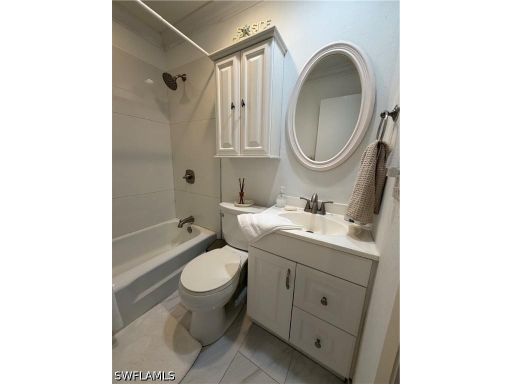 330 Kon Tiki Drive #D2 Naples FL 34113 226018676 image13