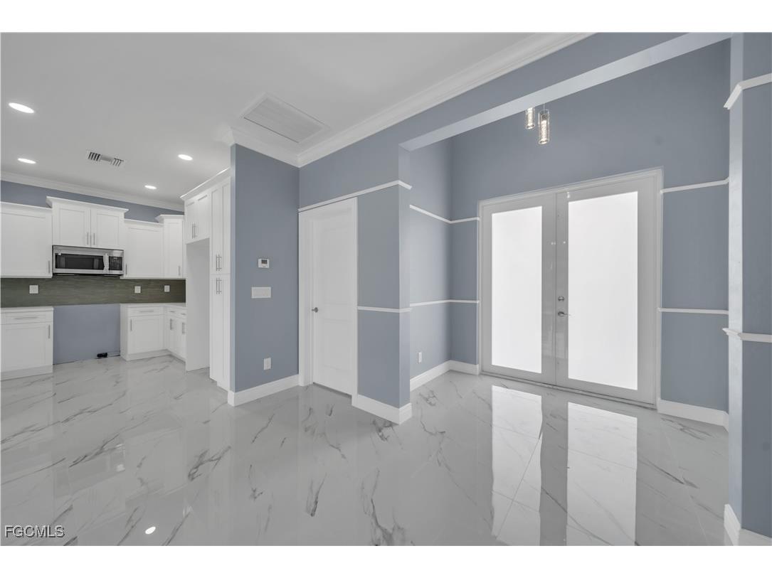 330 Larose Avenue Lehigh Acres FL 33974 2025015423 image14