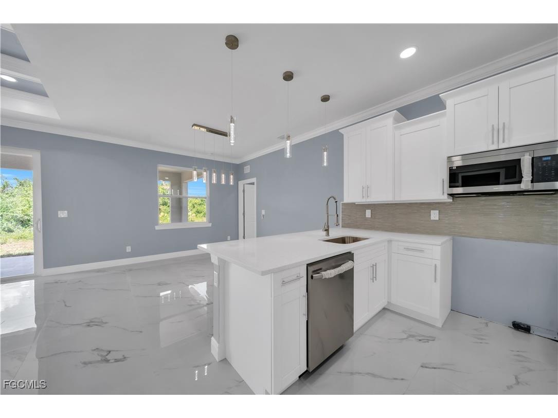 330 Larose Avenue Lehigh Acres FL 33974 2025015423 image19