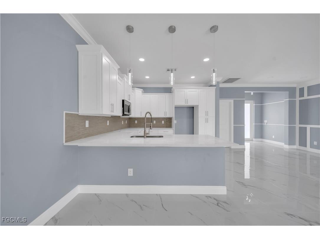 330 Larose Avenue Lehigh Acres FL 33974 2025015423 image21