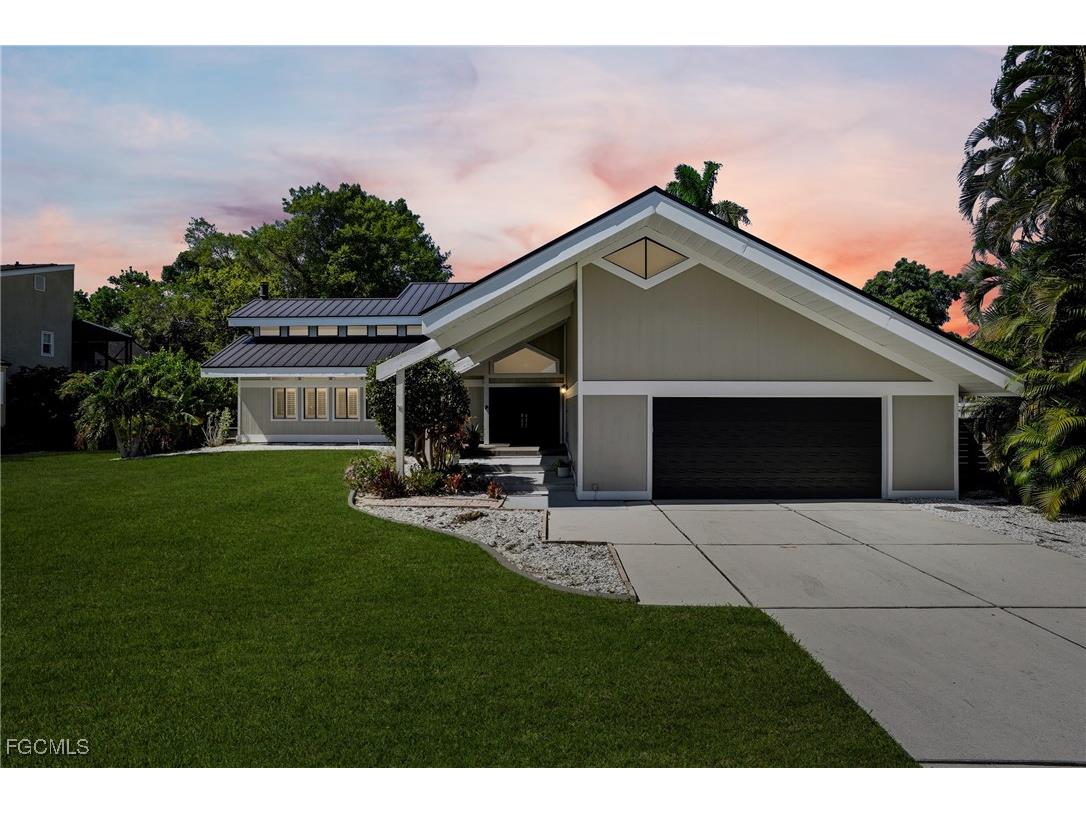 330 Prather Drive Fort Myers FL 33919 2025015667 image2