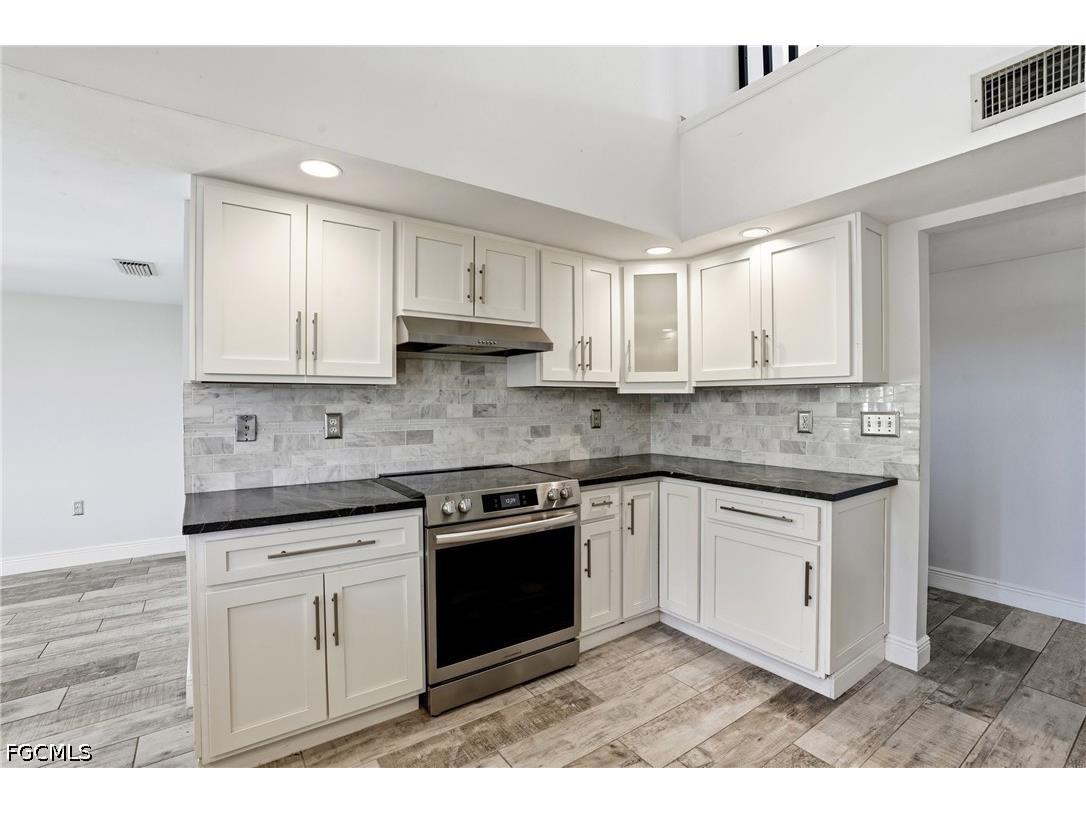 330 Prather Drive Fort Myers FL 33919 2026020793 image16