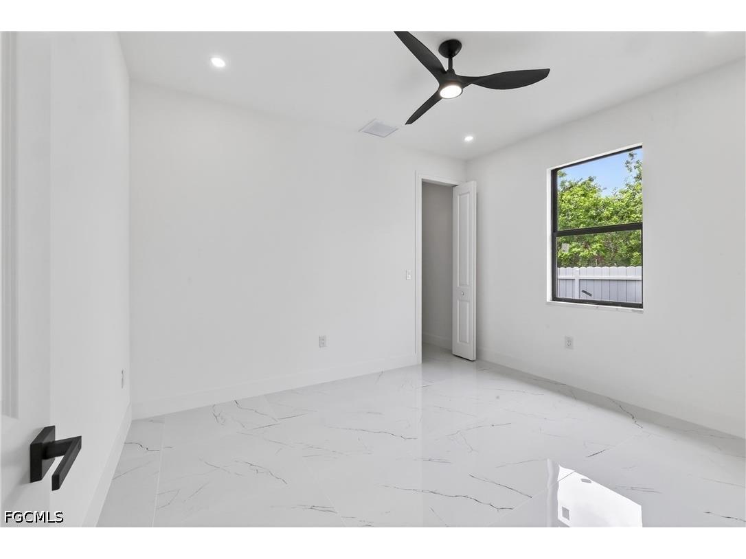 330 SW 26th Place Cape Coral FL 33991 2026024315 image26