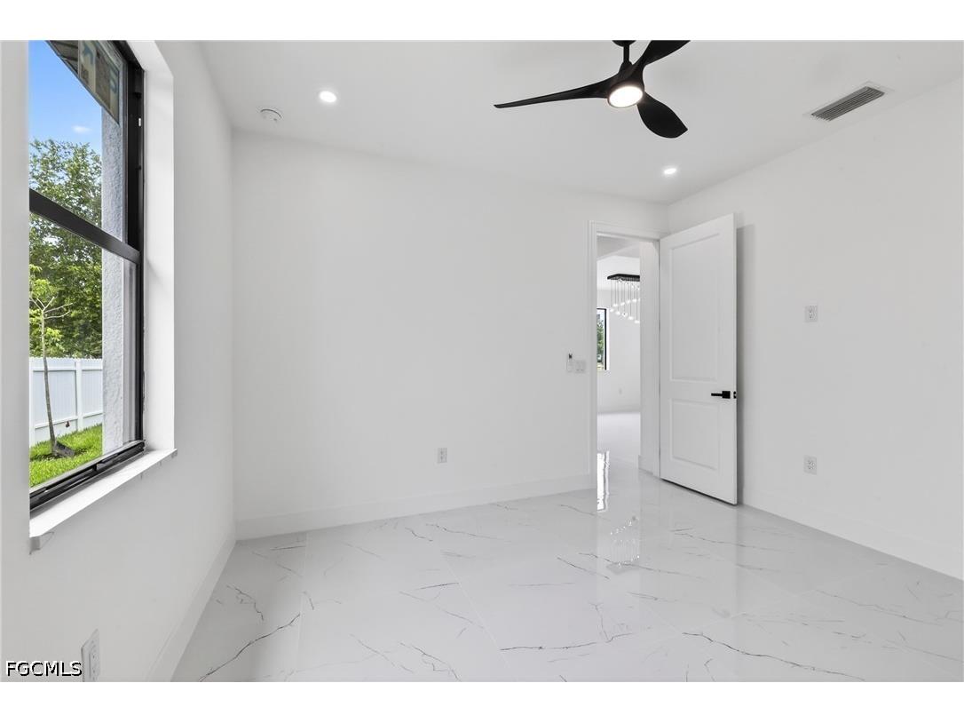 330 SW 26th Place Cape Coral FL 33991 2026024315 image29