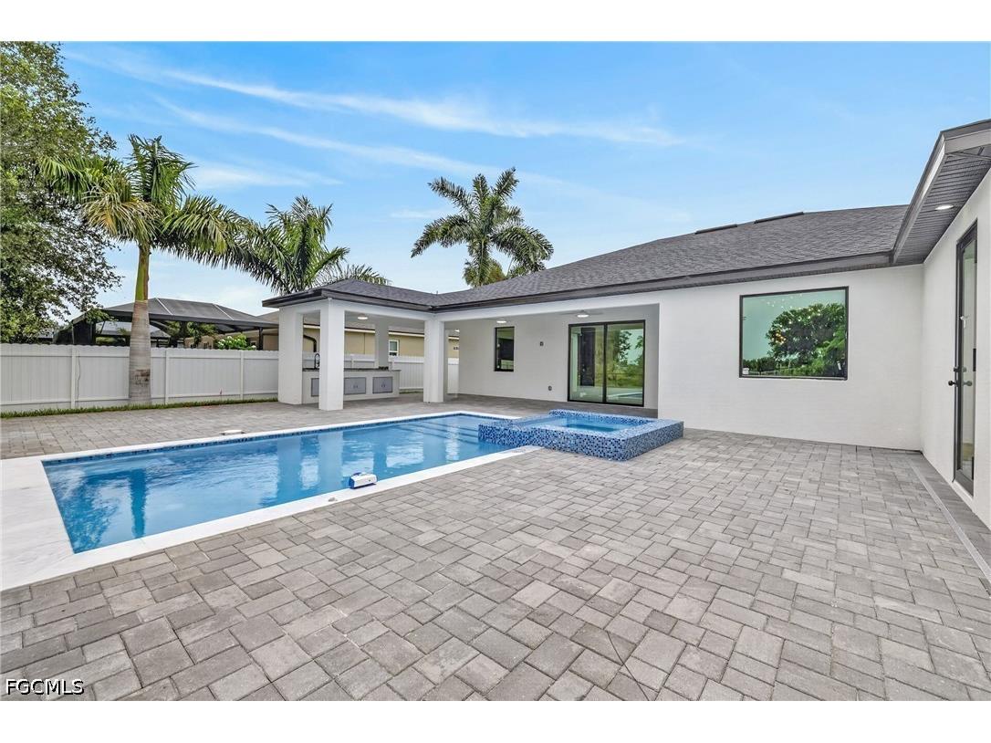 330 SW 26th Place Cape Coral FL 33991 2026024315 image39