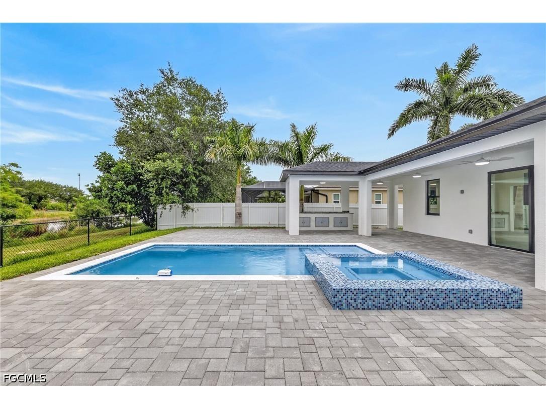 330 SW 26th Place Cape Coral FL 33991 2026024315 image41