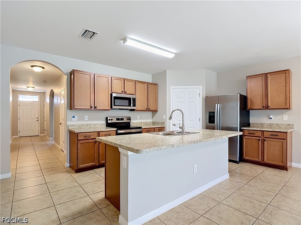 330 SW 31st Street Cape Coral FL 33914 2026021466 image5