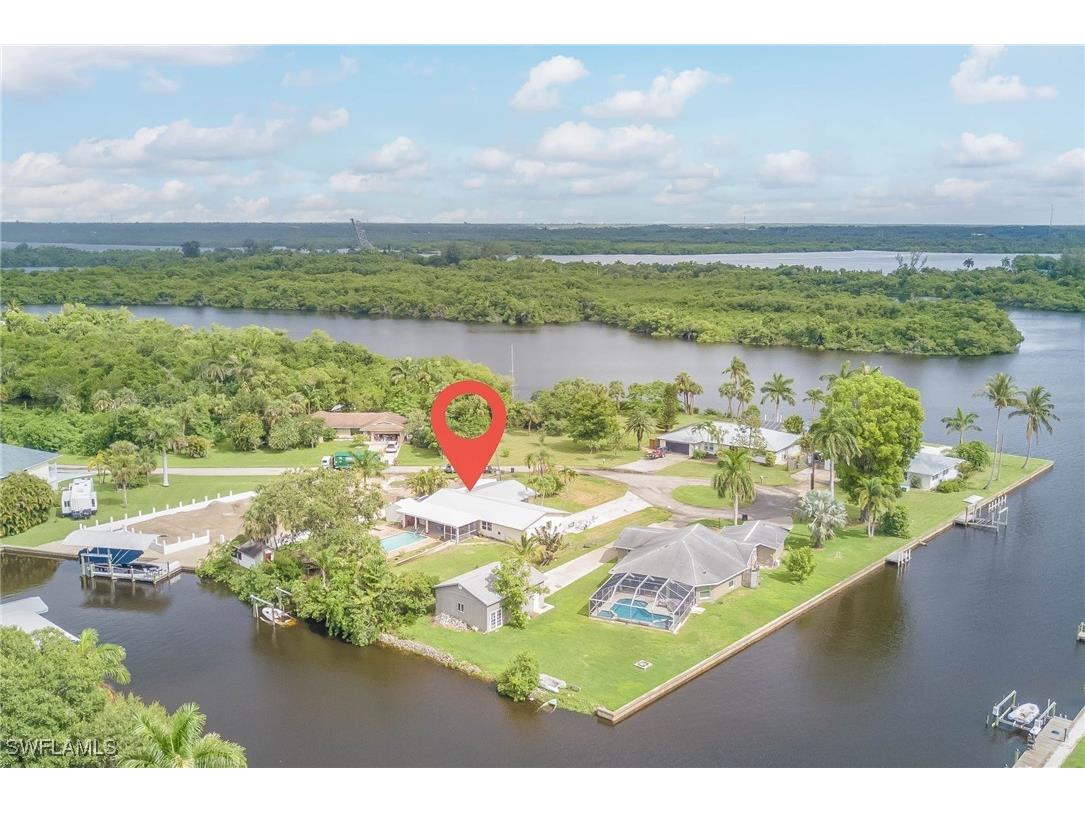 330 Shore Drive Fort Myers FL 33905 225061443 image1