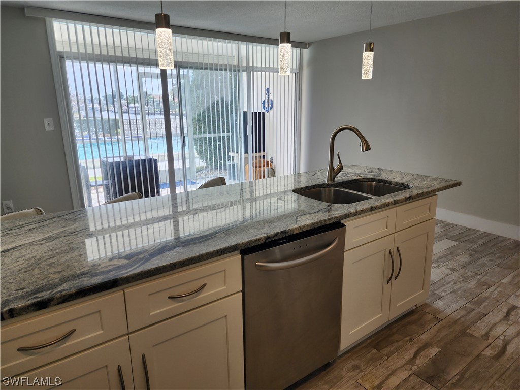 330 Tudor Drive #106 Cape Coral FL 33904 224016212 image1