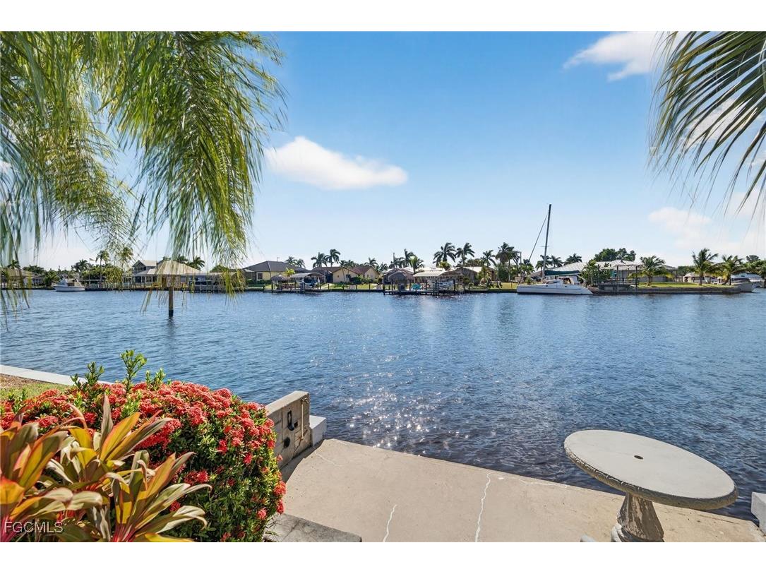 330 Tudor Drive #110 Cape Coral FL 33904 2025018548 image24