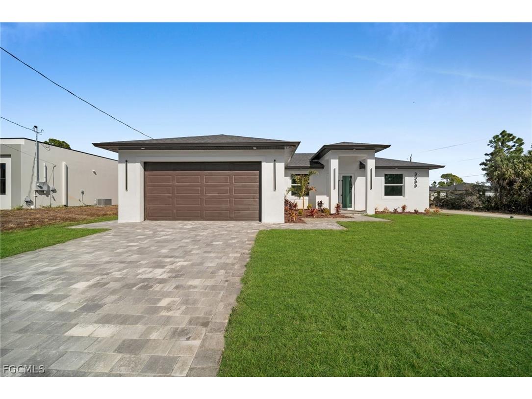 3300 56th Street W Lehigh Acres FL 33971 2026008593 image1