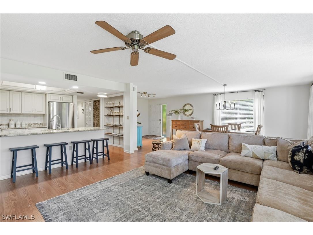 3300 Binnacle Drive #102 Naples FL 34103 226011276 image1