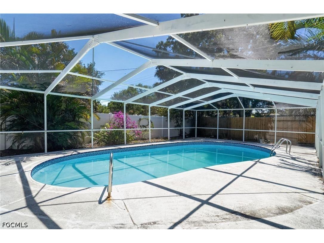 3300 Kingston Street N Saint Petersburg FL 33713 2026021200 image4