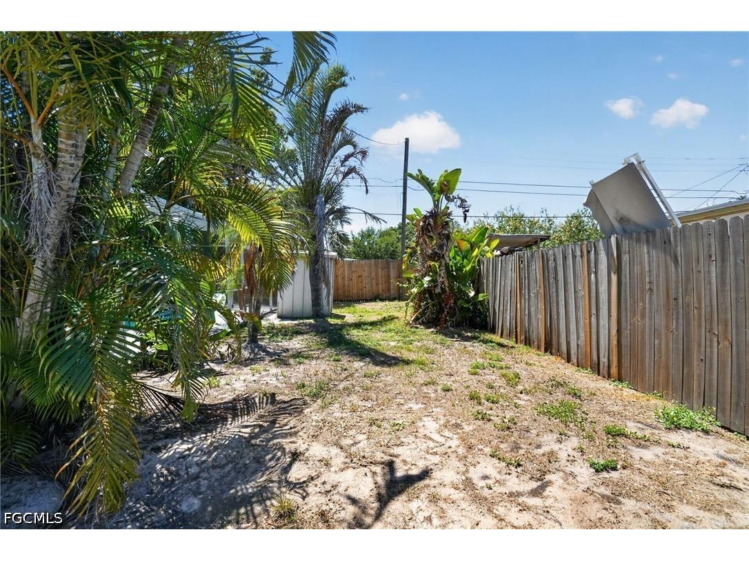 3300 Kingston Street N Saint Petersburg FL 33713 2026021200 image41