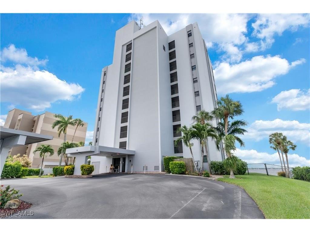3300 N Key Drive #2C North Fort Myers FL 33903 2025001440 image1