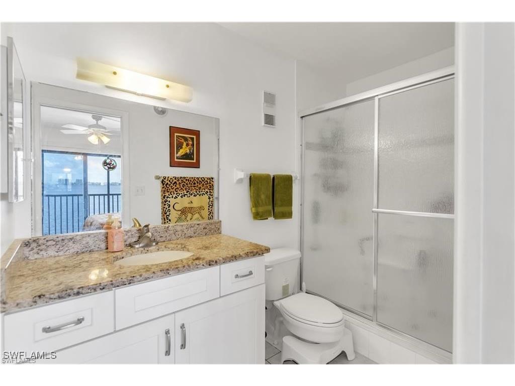3300 N Key Drive #2C North Fort Myers FL 33903 2025001440 image12