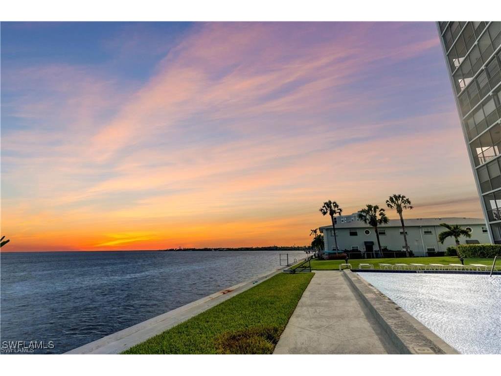 3300 N Key Drive #2C North Fort Myers FL 33903 2025001440 image16