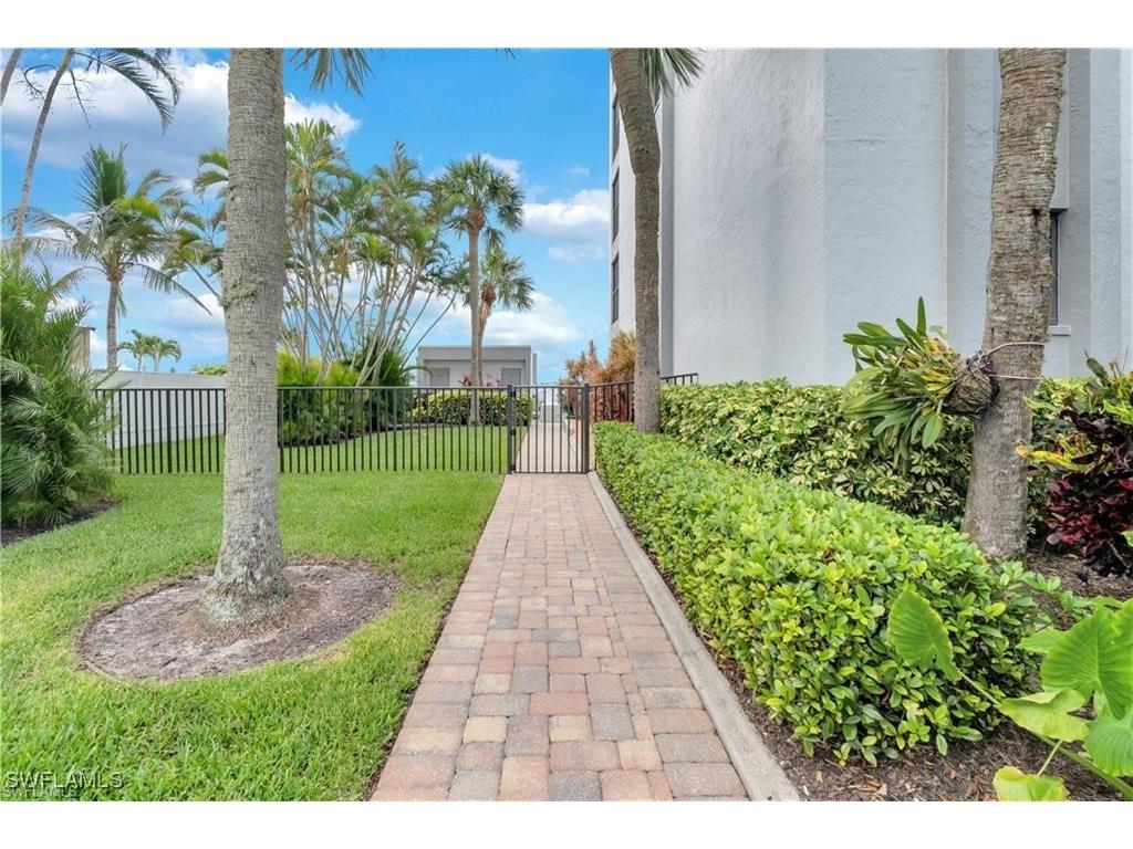 3300 N Key Drive #2C North Fort Myers FL 33903 2025001440 image30