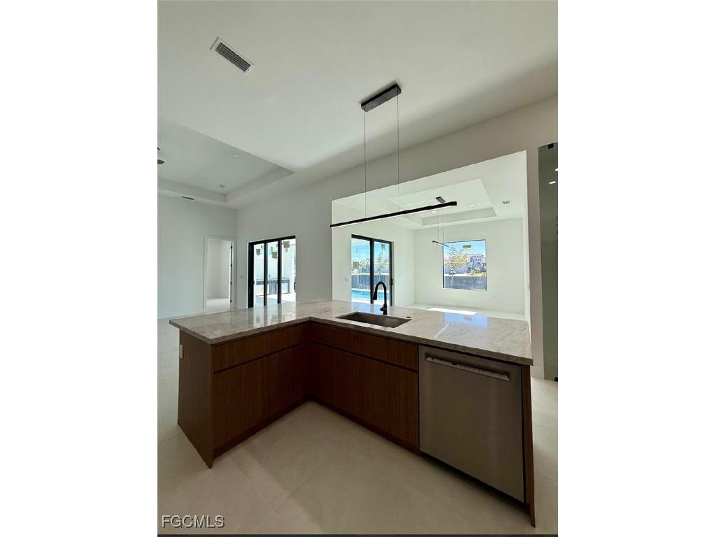 3300 NW 1st Terrace Cape Coral FL 33993 2025019774 image11