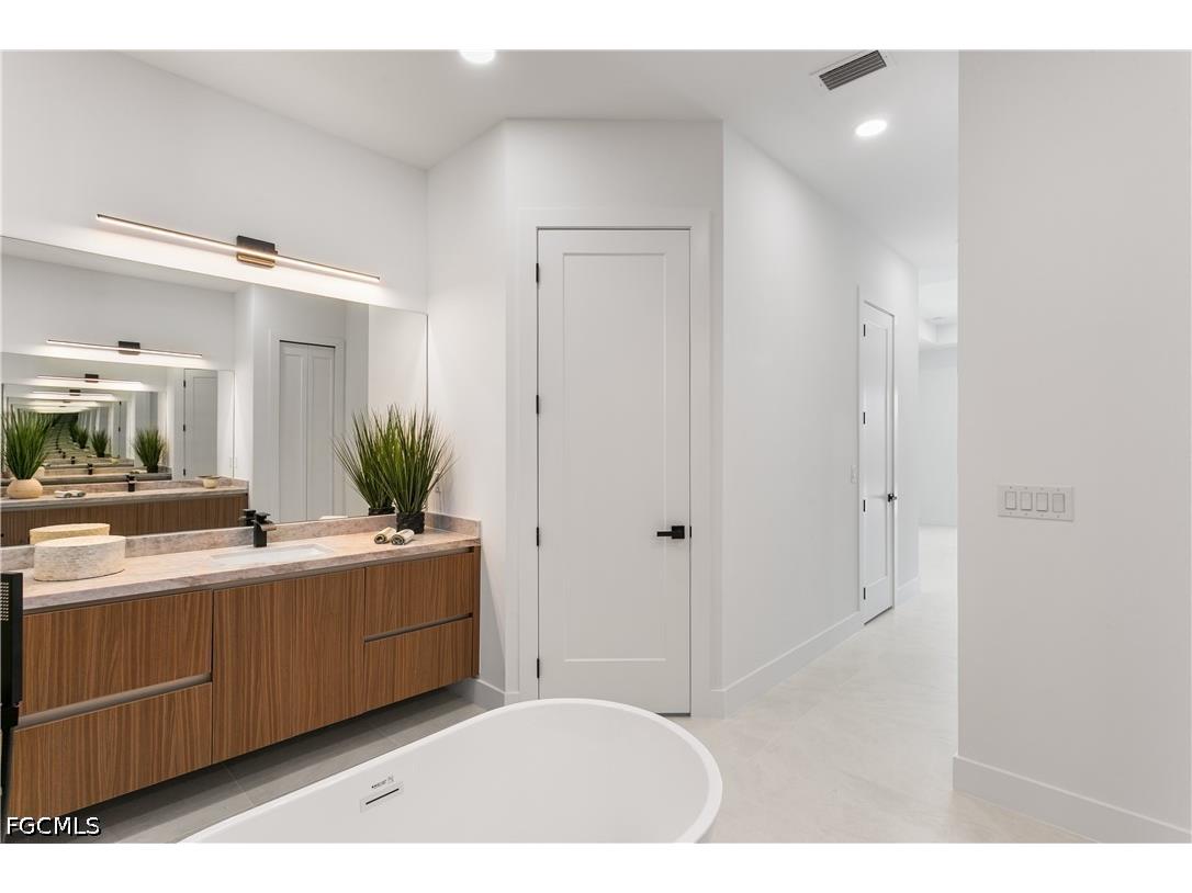 3300 NW 1st Terrace Cape Coral FL 33993 2026014599 image34